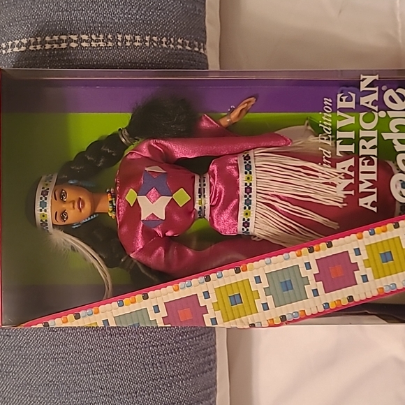 Third Edition 1994 Native American Babie. NIB. Vintage - Picture 2 of 5